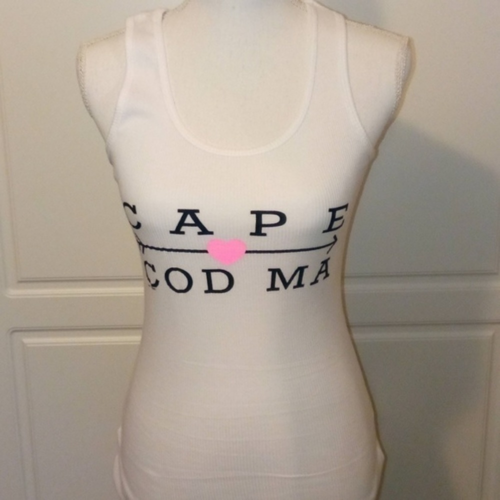Love Cape Cod White Tank Size Small